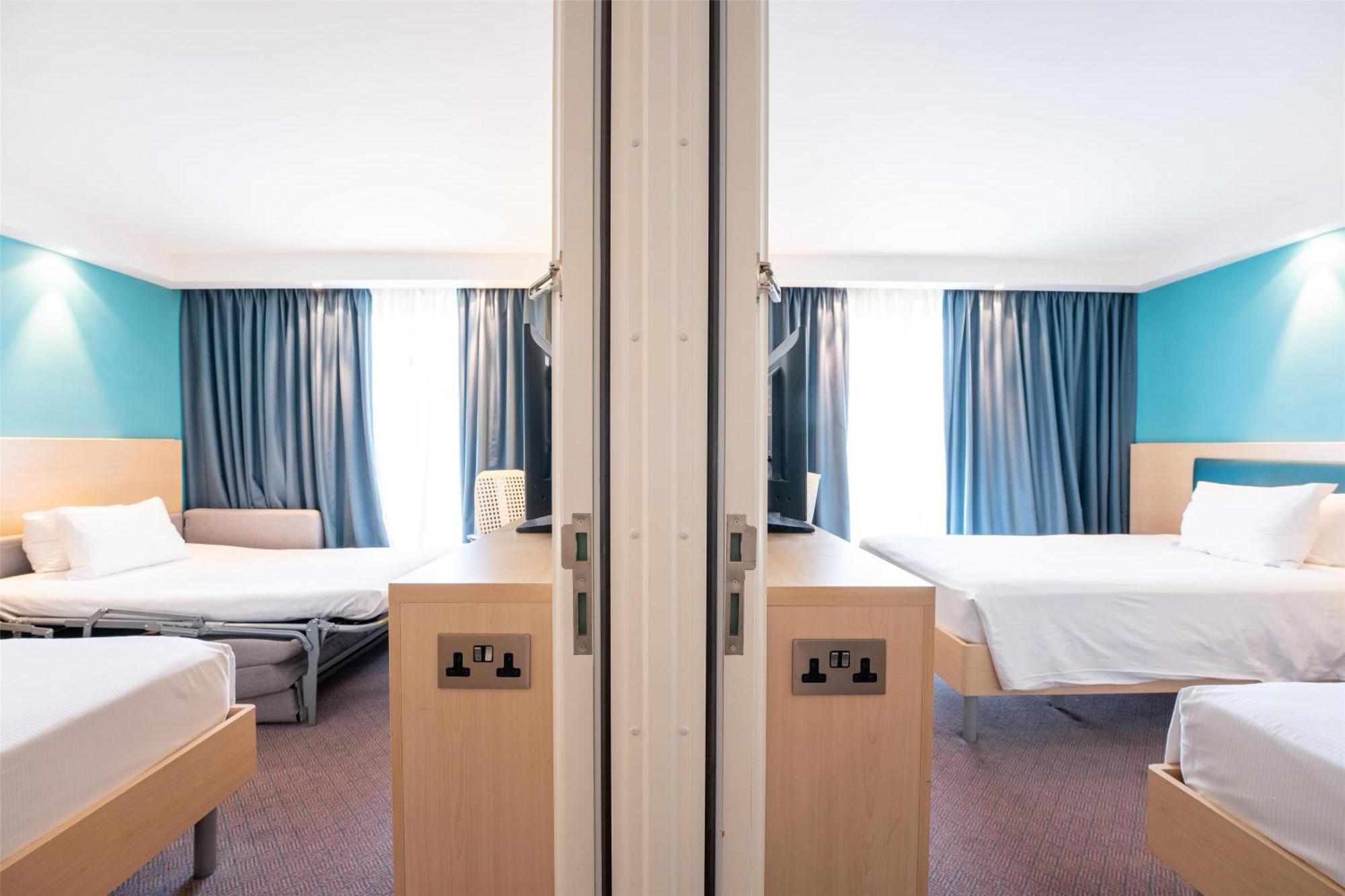 Hotel Hampton By Hilton Bristol Airport Redhill  Exterior foto