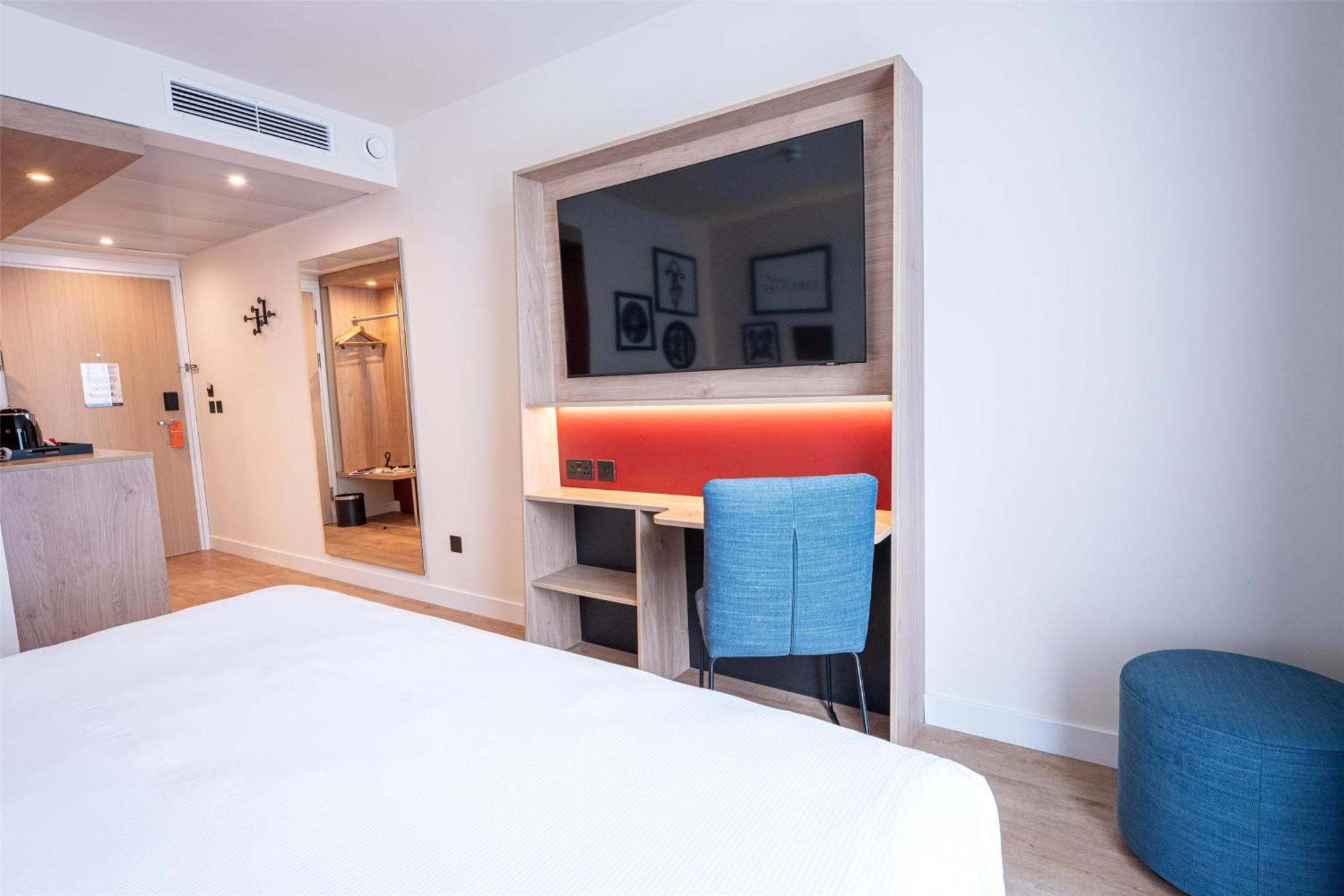 Hotel Hampton By Hilton Bristol Airport Redhill  Exterior foto